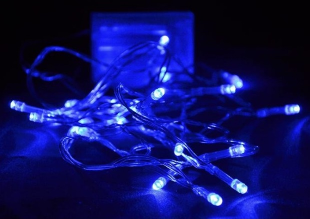 Лампички 3 м LED на батерия в пвц опаковка сини
