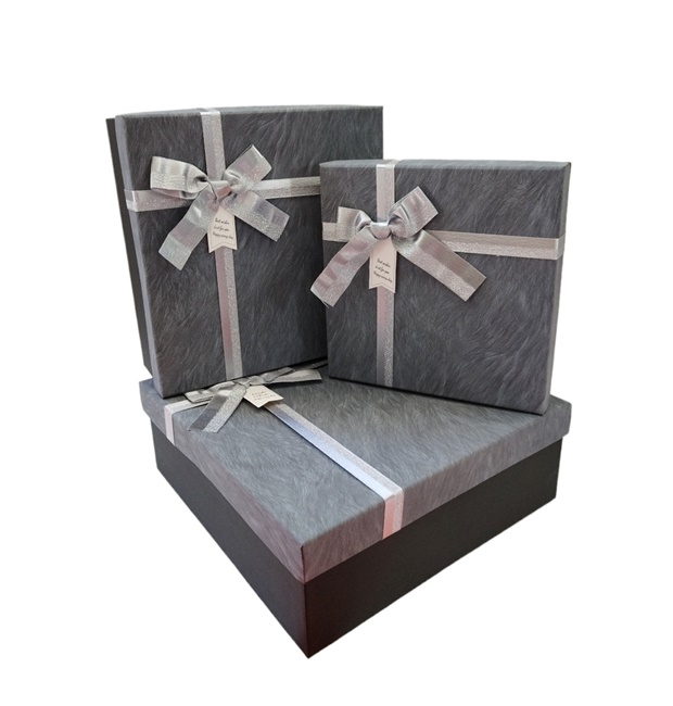 Кутия за подарък 3 броя квадрат с панделка СИВА