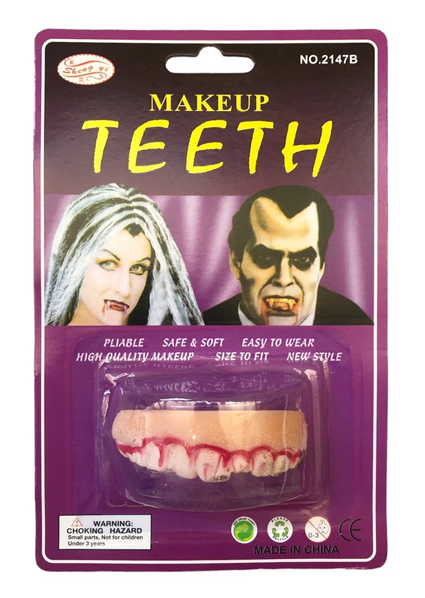 Зъби вампирски силикон на картон №2147B /12 броя в стек/