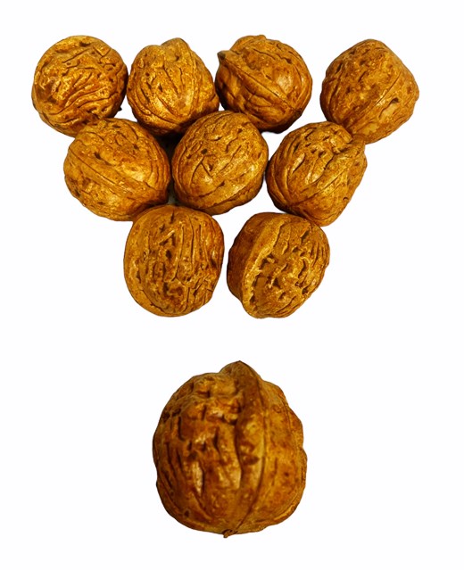 Орехи за декорация 10 броя в плик