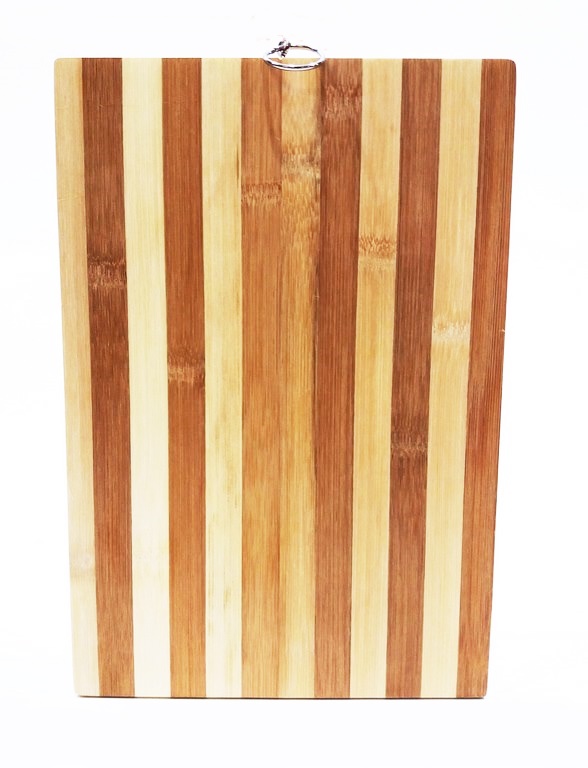 Дъска за рязане бамбук с метална халка 22х32х1.5см